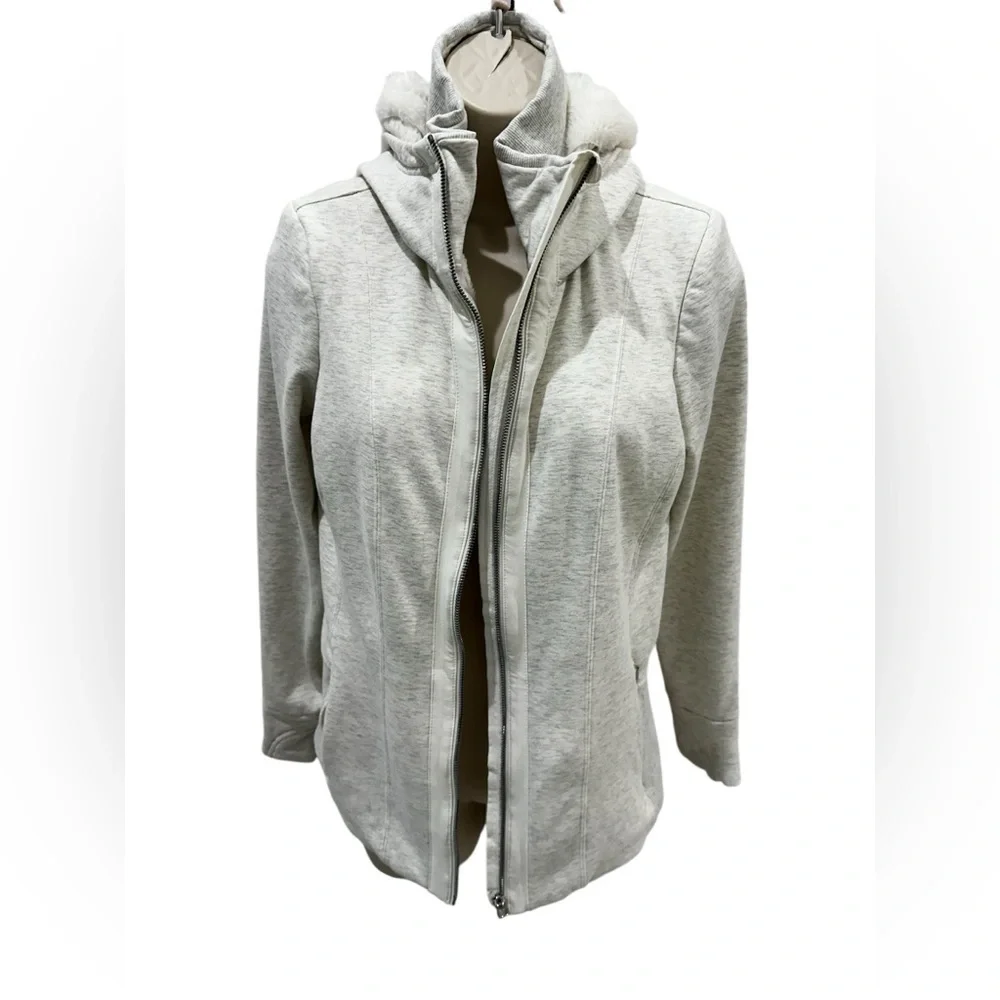 Darling Athleta Ivory Faux‎ Fur Lined Hooded Jacket  Polyester Size Small, Coat - Picture 4 of 8